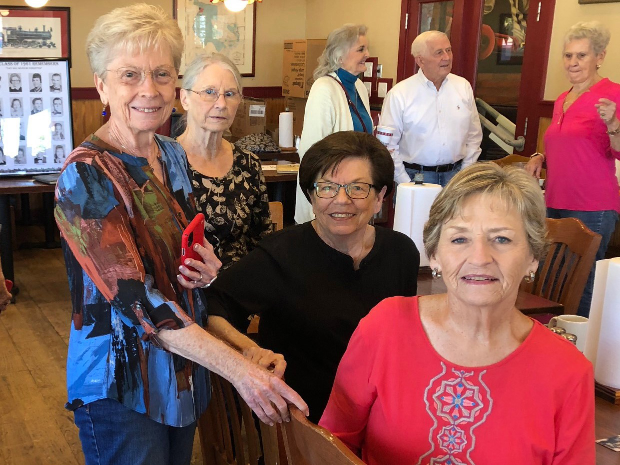 Dorothy Hardin McAbee, Pauline Gibson Tramell, Betty Lou Tackett Atkins, and Pat Cummings Rutledge